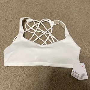 brand new lululemon RIBBED free to be bra